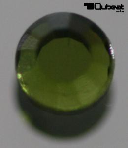 2500x Strasssteine Hotfix Strass 4mm grn fr Kleidung oder zum Basteln "Olivine" Qualittsstufe AAA